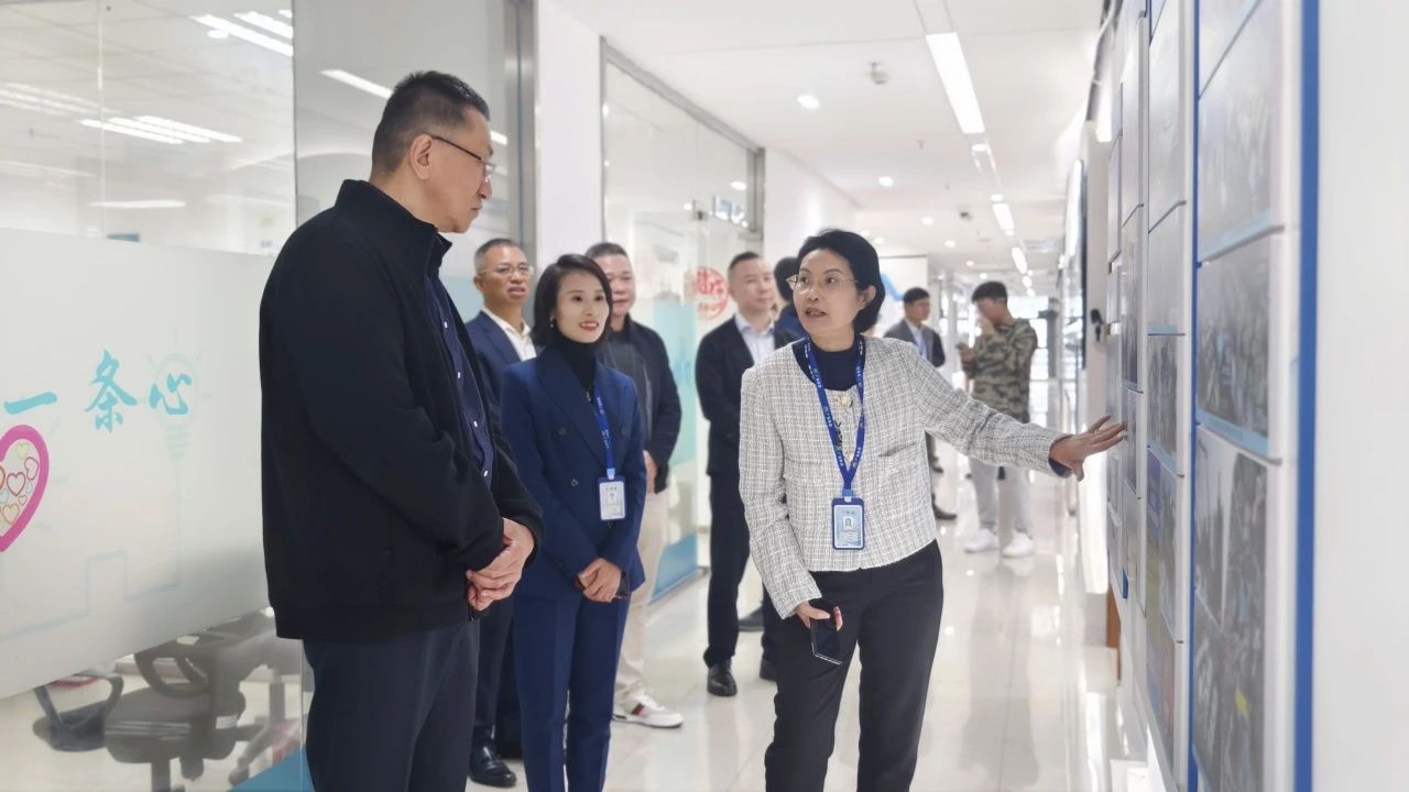 云顶集团官方网站集团｜东莞市南城街道党政代表团来访，调研数字化转型与智能化发展